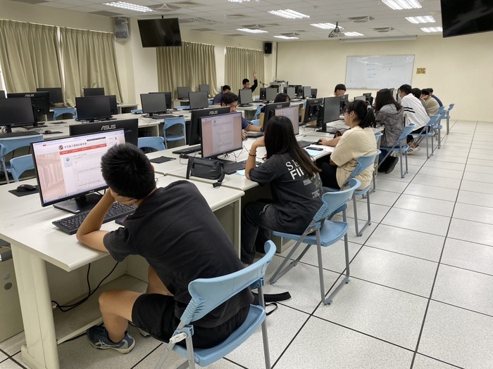 114級二專生中文能力前測(活動時間114年10月至11月)圖片